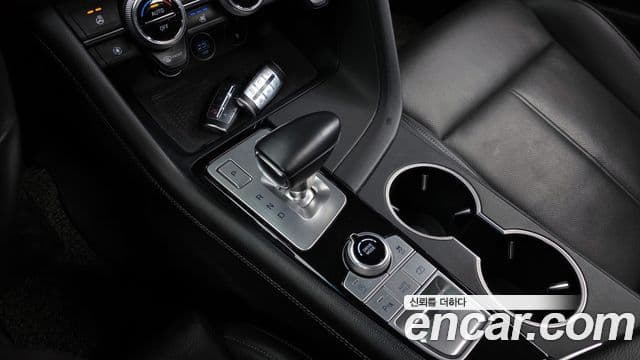 Genesis G70 2021 — Photo 13/20