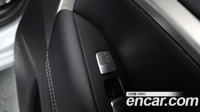 Genesis G70 2021 — Photo 11/20