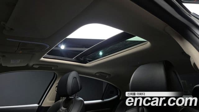 Genesis G70 2021 — Photo 10/20