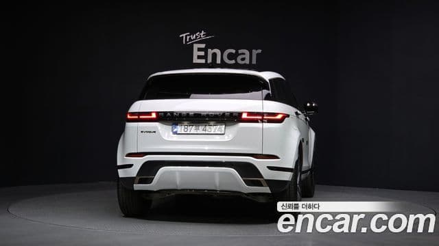 Land Rover Range Rover Evoque 2024 — ფოტო 4/20