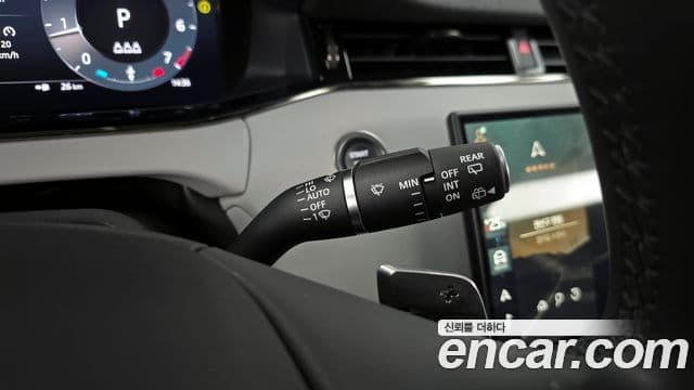 Land Rover Range Rover Evoque 2024 — ფოტო 16/20