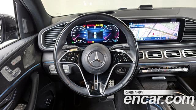Mercedes-Benz GLS-Class 2024 — ფოტო 13/20