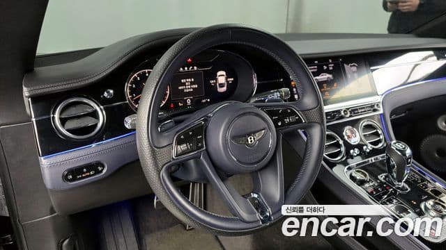 Bentley Continental GT 2019 — ფოტო 13/20