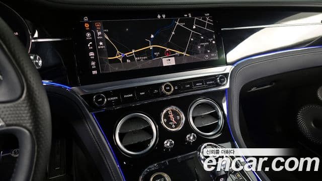 Bentley Continental GT 2019 — ფოტო 14/20
