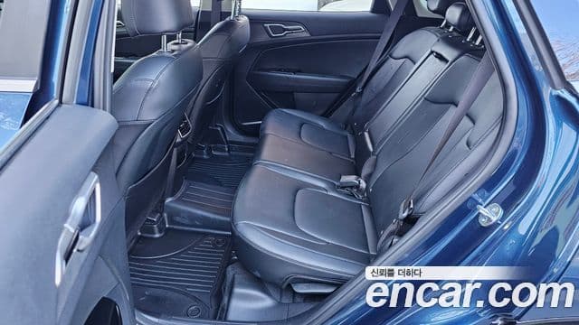 Kia Sportage 2023 — Şəkil 12/20