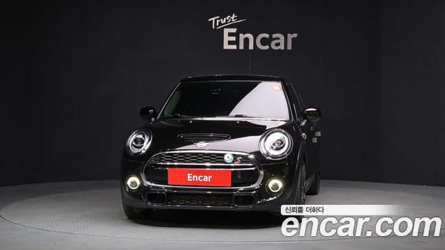Mini Cooper S 2020 — ფოტო 3/20