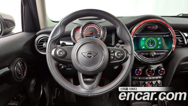 Mini Cooper S 2020 — ფოტო 13/20