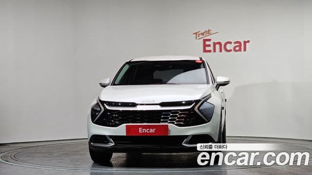 Kia Sportage 2022 — ფოტო 3/20