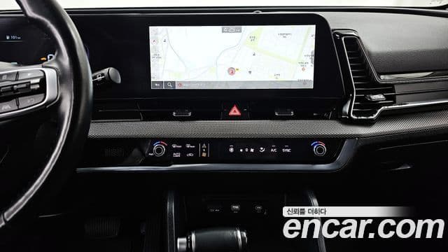 Kia Sportage 2022 — ფოტო 16/20