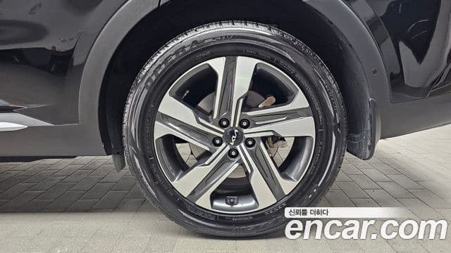 Kia Sorento 2022 — ფოტო 1/20