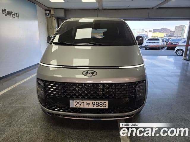 Hyundai Staria 2024 — ფოტო 2/20