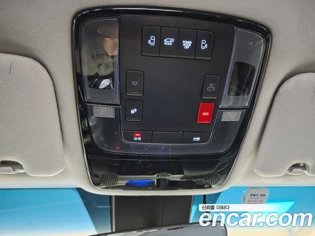 Hyundai Staria 2024 — ფოტო 12/20