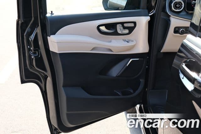 Mercedes-Benz V-Class 2025 — Şəkil 7/19