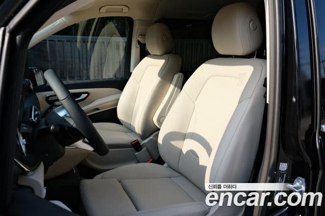 Mercedes-Benz V-Class 2025 — Şəkil 8/19