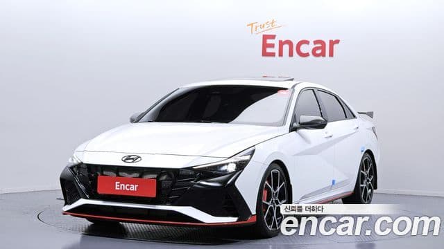 Hyundai The New Avante Hybrid 2023 — Photo 2/20
