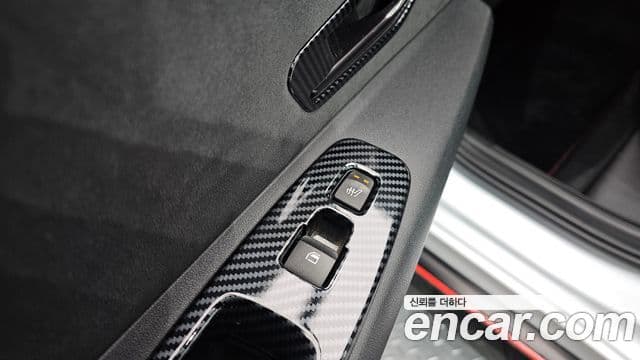 Hyundai The New Avante Hybrid 2023 — Photo 19/20