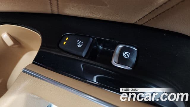 Kia Sorento 2021 — Şəkil 18/20