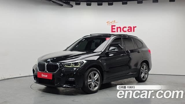 BMW X1 2022 — Photo 6/20