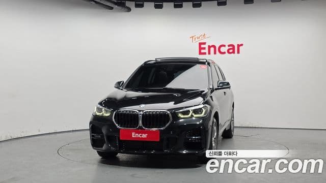 BMW X1 2022 — Photo 16/20