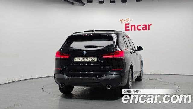 BMW X1 2022 — Photo 18/20