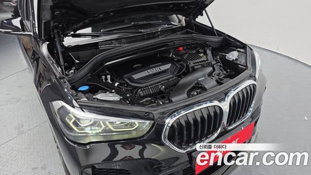 BMW X1 2022 — Photo 2/20