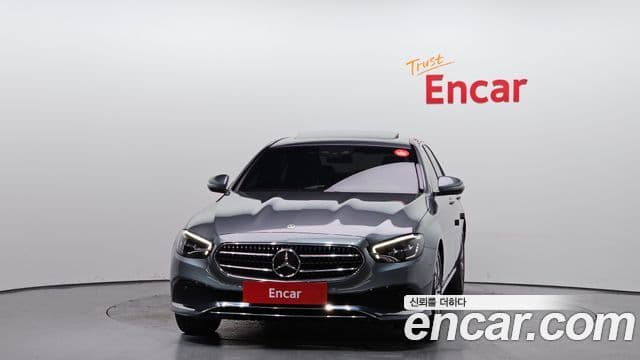 Mercedes-Benz E-Class 2021 — ფოტო 3/20