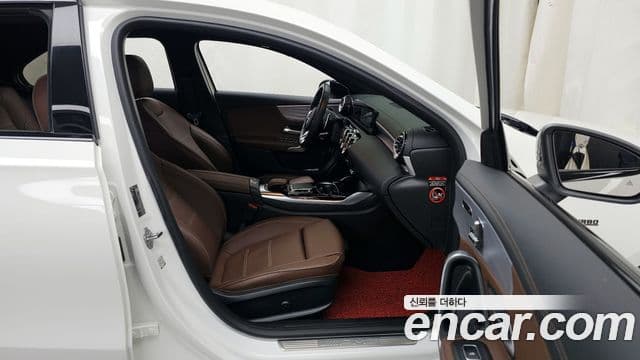 Mercedes-Benz A-Class 2022 — ფოტო 11/20