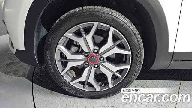 Kia Seltos 2019 — ფოტო 15/20