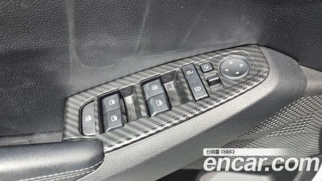 Kia Seltos 2019 — ფოტო 6/20