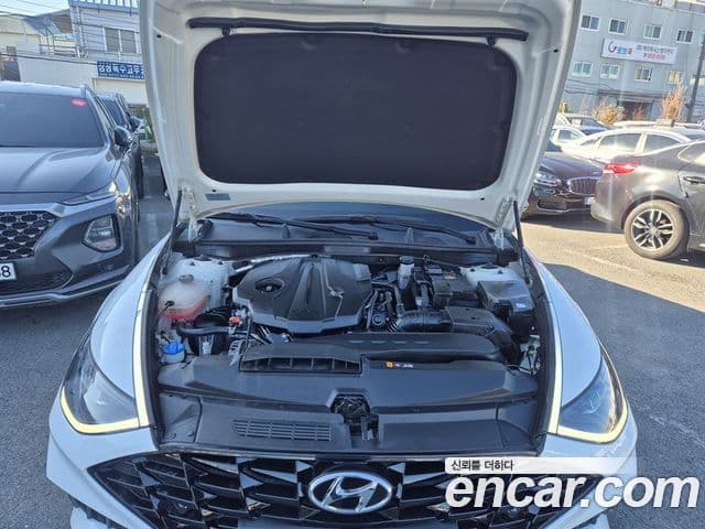 Hyundai Sonata Hybrid 2021 — Photo 4/17