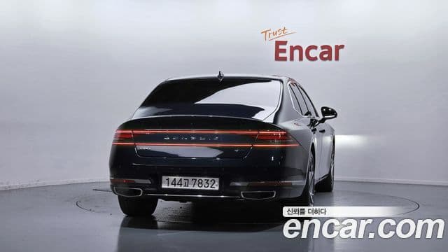 Genesis G90 2022 — ფოტო 4/20