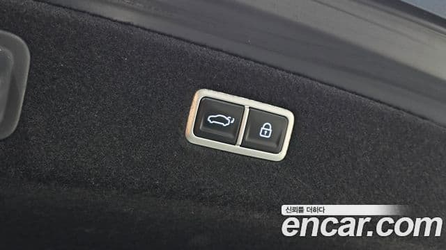 Genesis G90 2022 — ფოტო 18/20