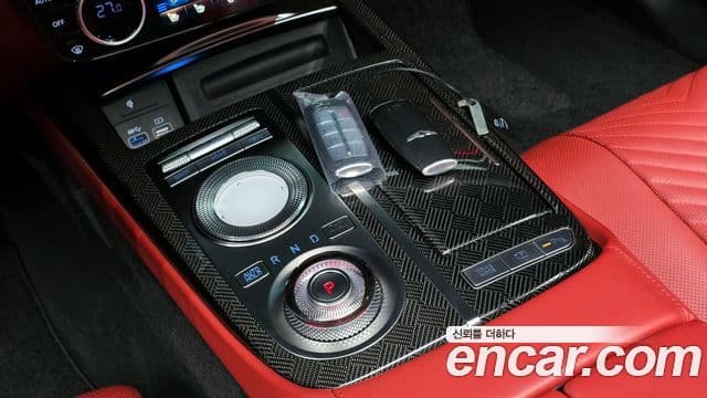Genesis Electrified G80 2022 — Şəkil 9/20