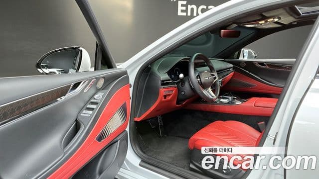 Genesis Electrified G80 2022 — Şəkil 11/20