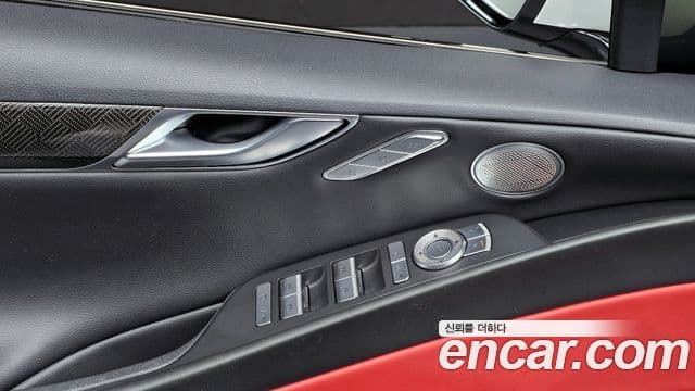 Genesis Electrified G80 2022 — Şəkil 19/20