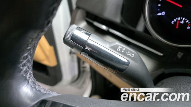 Kia Carnival 2022 — Şəkil 16/20