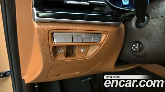 Genesis Electrified G80 2020 — ფოტო 13/20