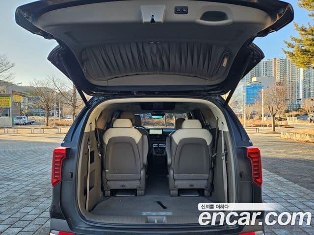 Kia Carnival 2024 — Şəkil 7/20