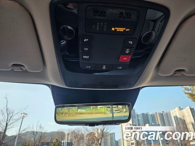 Kia Carnival 2024 — фото 17 из 20