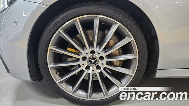 Mercedes-Benz E-Class 2022 — Фото 4/20