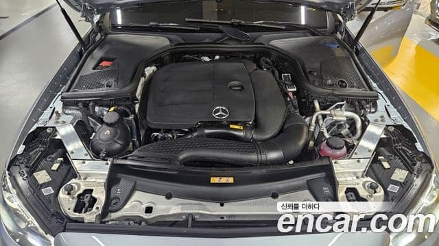 Mercedes-Benz E-Class 2022 — Фото 5/20