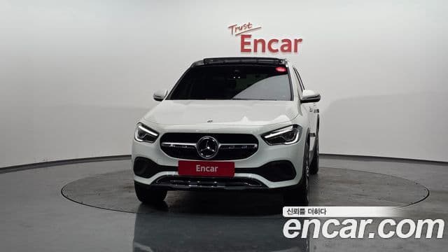 Mercedes-Benz GLA-Class 2021 — Şəkil 3/20