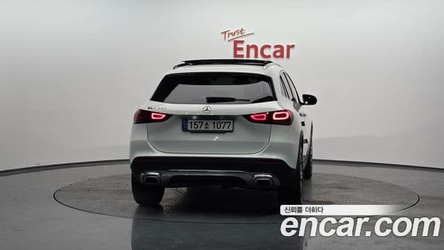 Mercedes-Benz GLA-Class 2021 — Şəkil 4/20