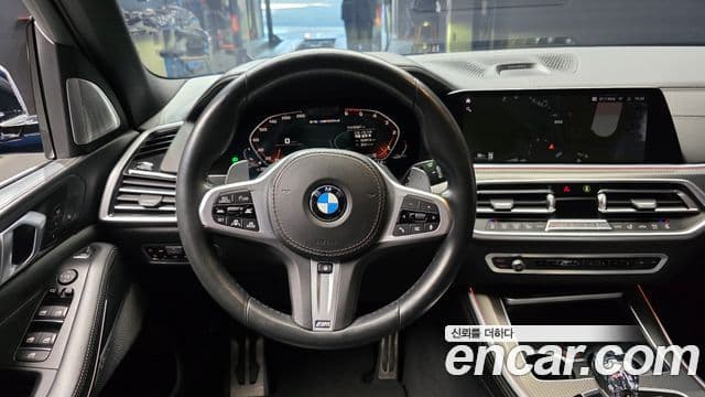 BMW X5 2020 — ფოტო 13/20