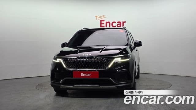 Kia Carnival 2022 — ფოტო 2/20