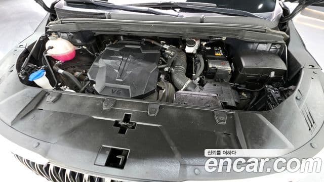Kia Carnival 2022 — ფოტო 5/20