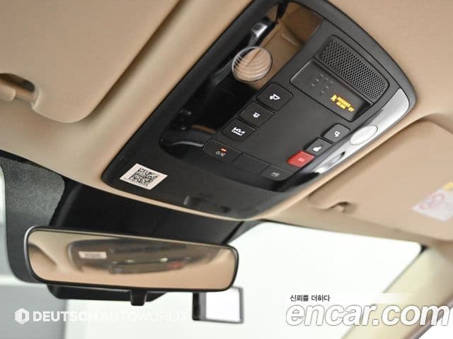 Kia Carnival 2023 — ფოტო 16/20