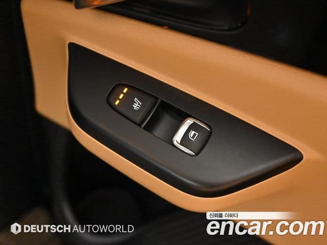 Kia Carnival 2023 — ფოტო 17/20
