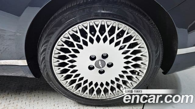 Genesis Electrified G80 2023 — Şəkil 5/20