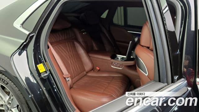 Genesis G90 2022 — Şəkil 13/20